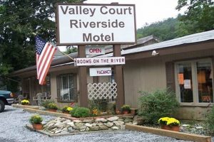 Best Chimney Rock Motels: Your Inn Near the Landmark Chimney Works – Expert Chimney Repair, Cleaning & Installation Services Best Chimney Rock Motels: Your Inn Near the Landmark | Chimney Works – Expert Chimney Repair, Cleaning & Installation Services